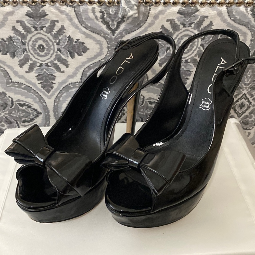 Aldo stilettos with Bow